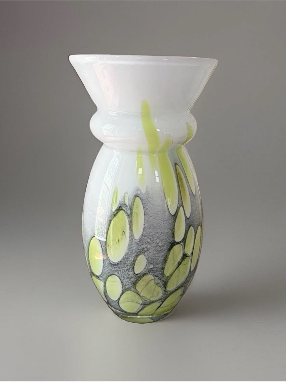 Vintage Large Italian Murano Glass Green Coin Marble Swirl Vase
